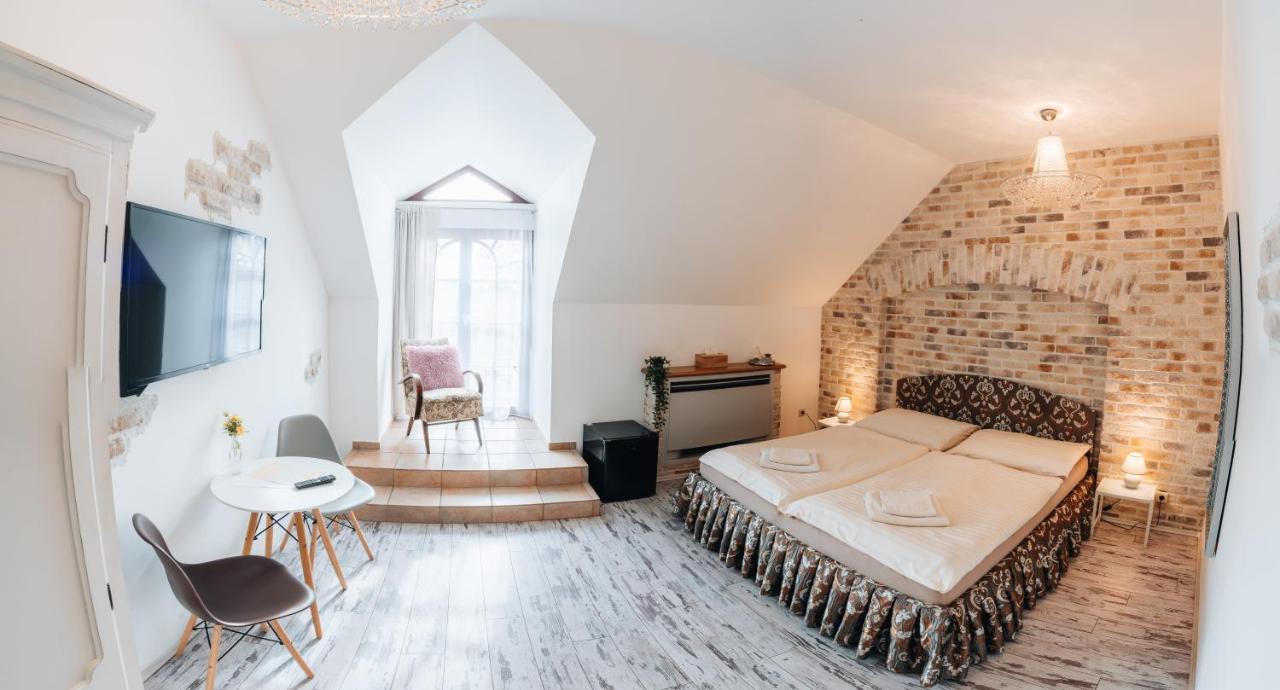 Kastely Grof Zichy Hotel Haniska Buitenkant foto