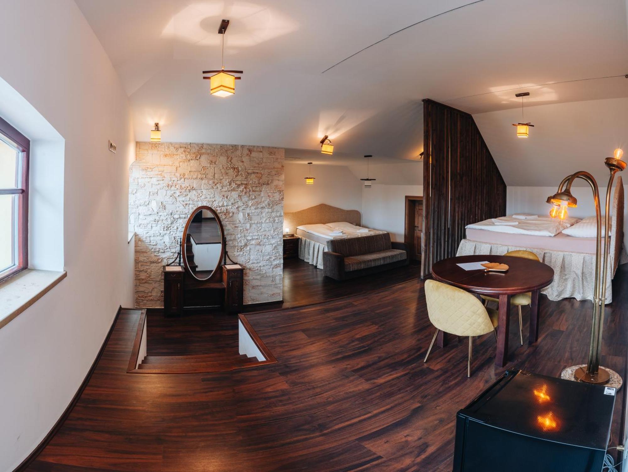 Kastely Grof Zichy Hotel Haniska Buitenkant foto
